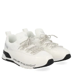 حذاء رياضي "ديناميكي"