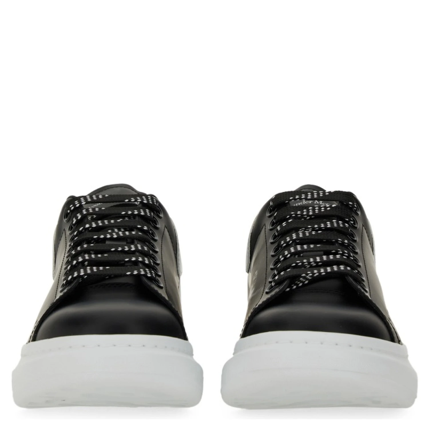 OVERSIZED SNEAKER