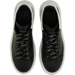 OVERSIZED SNEAKER