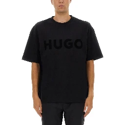 OVERSIZED LOGO T-SHIRT