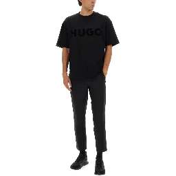 OVERSIZED LOGO T-SHIRT