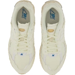 "2002R PROTECTION PACK" SNEAKER