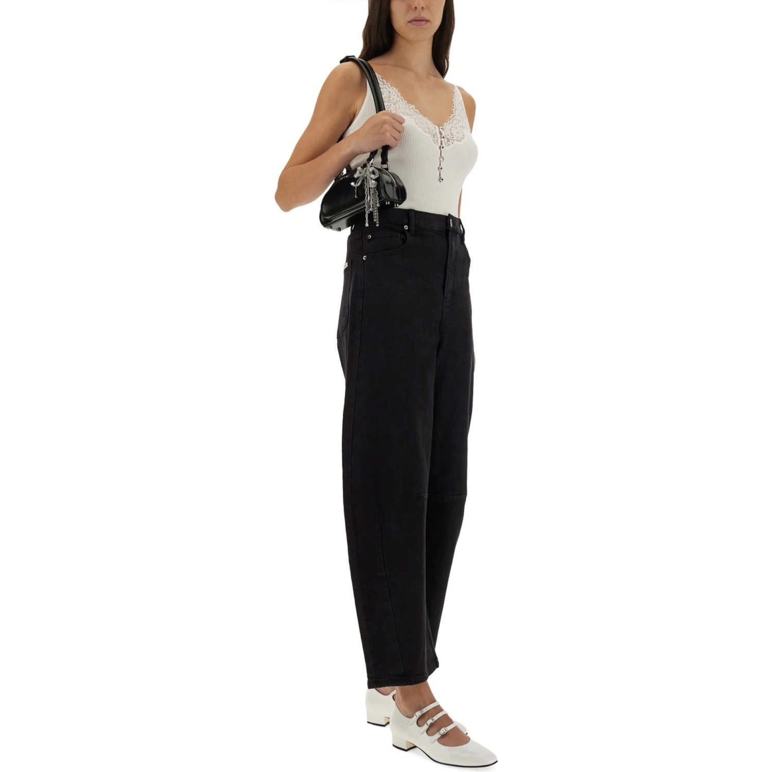 RIBBED KNIT TOP WITH LACE