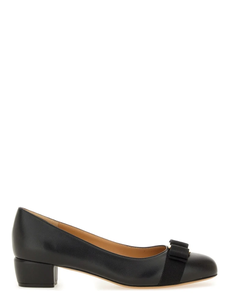 LEATHER "VARA" SHOE