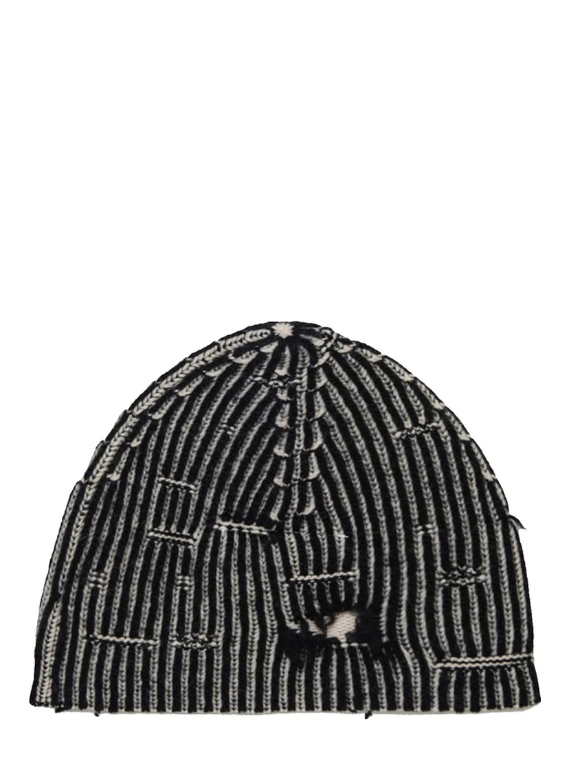 BEANIE HAT WITH LOGO