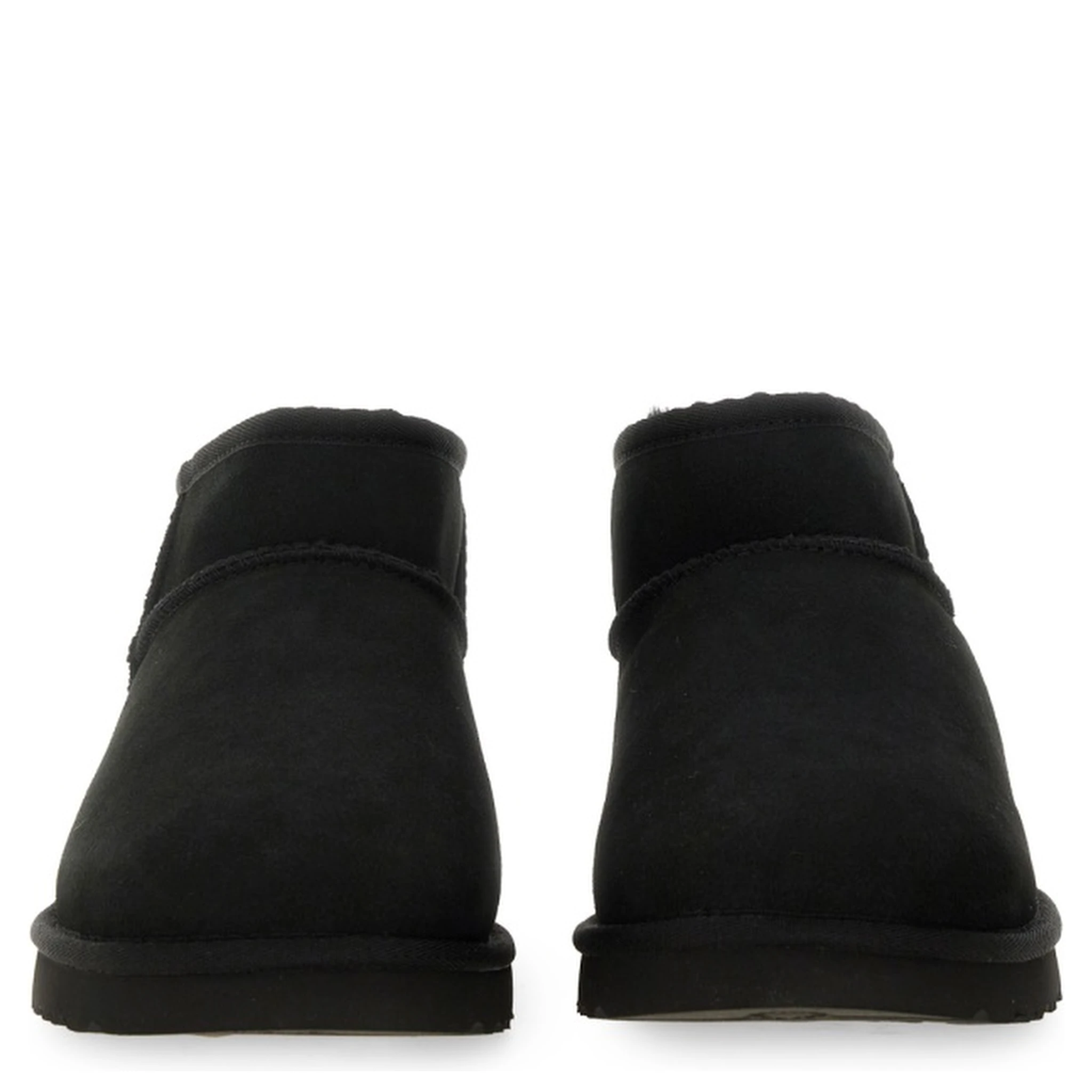 حذاء بوت كلاسيك ألترا ميني