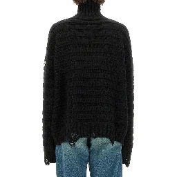 TURTLENECK SWEATER