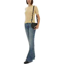 قميص بأكمام قصيرة