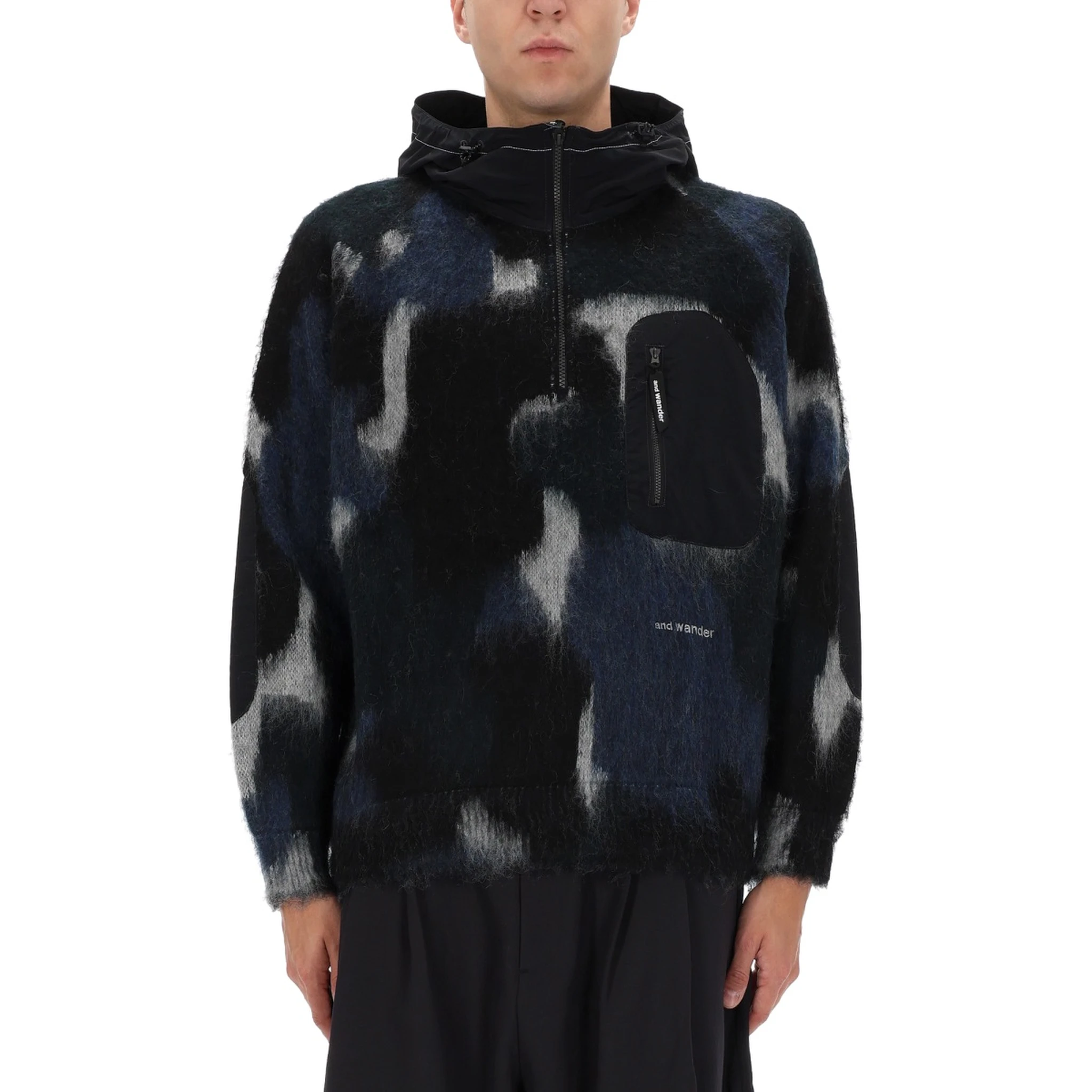 ZIPPER HOODED SWEATER