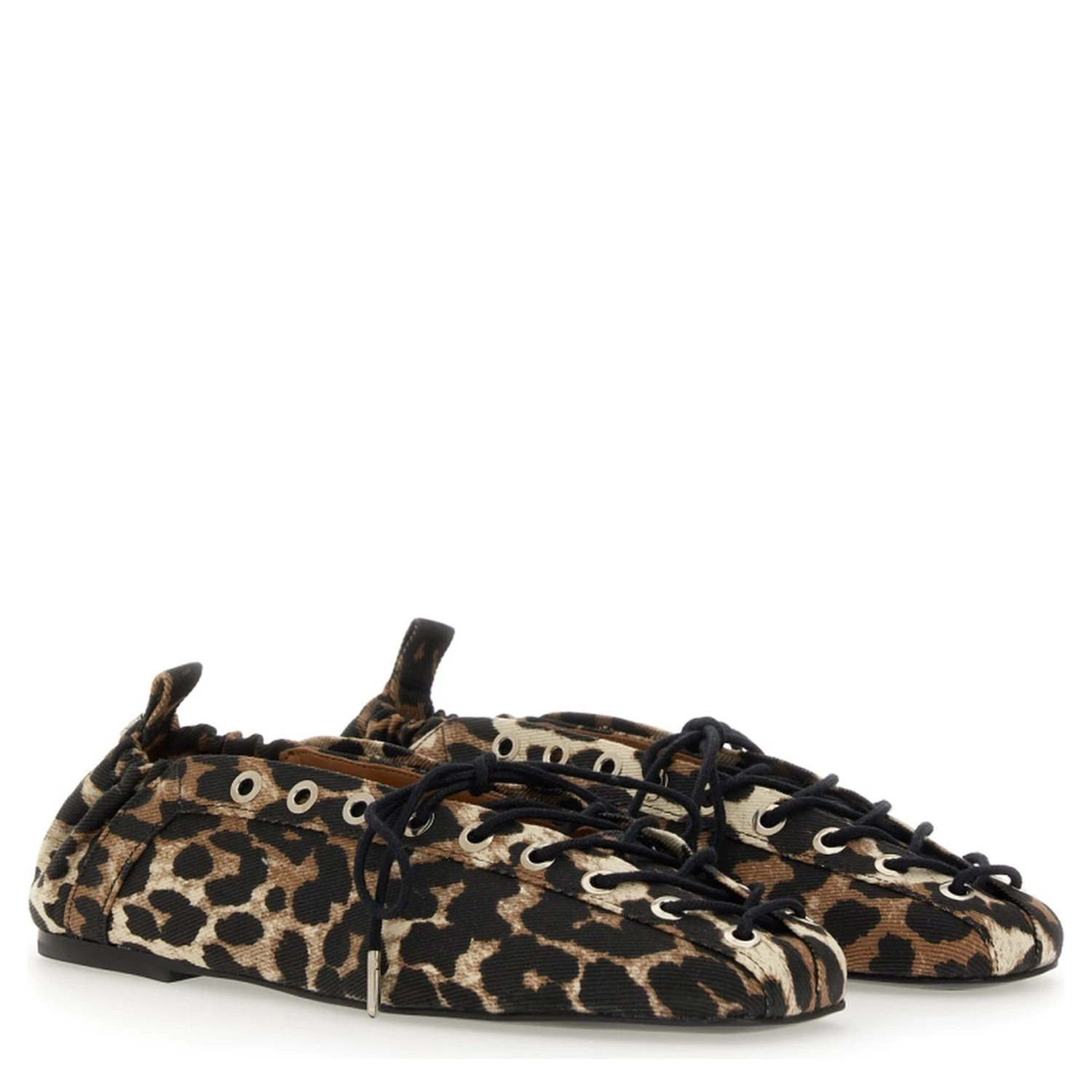 BALLERINA LACE-UP