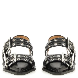 BALLERINA WITH BUCKLE