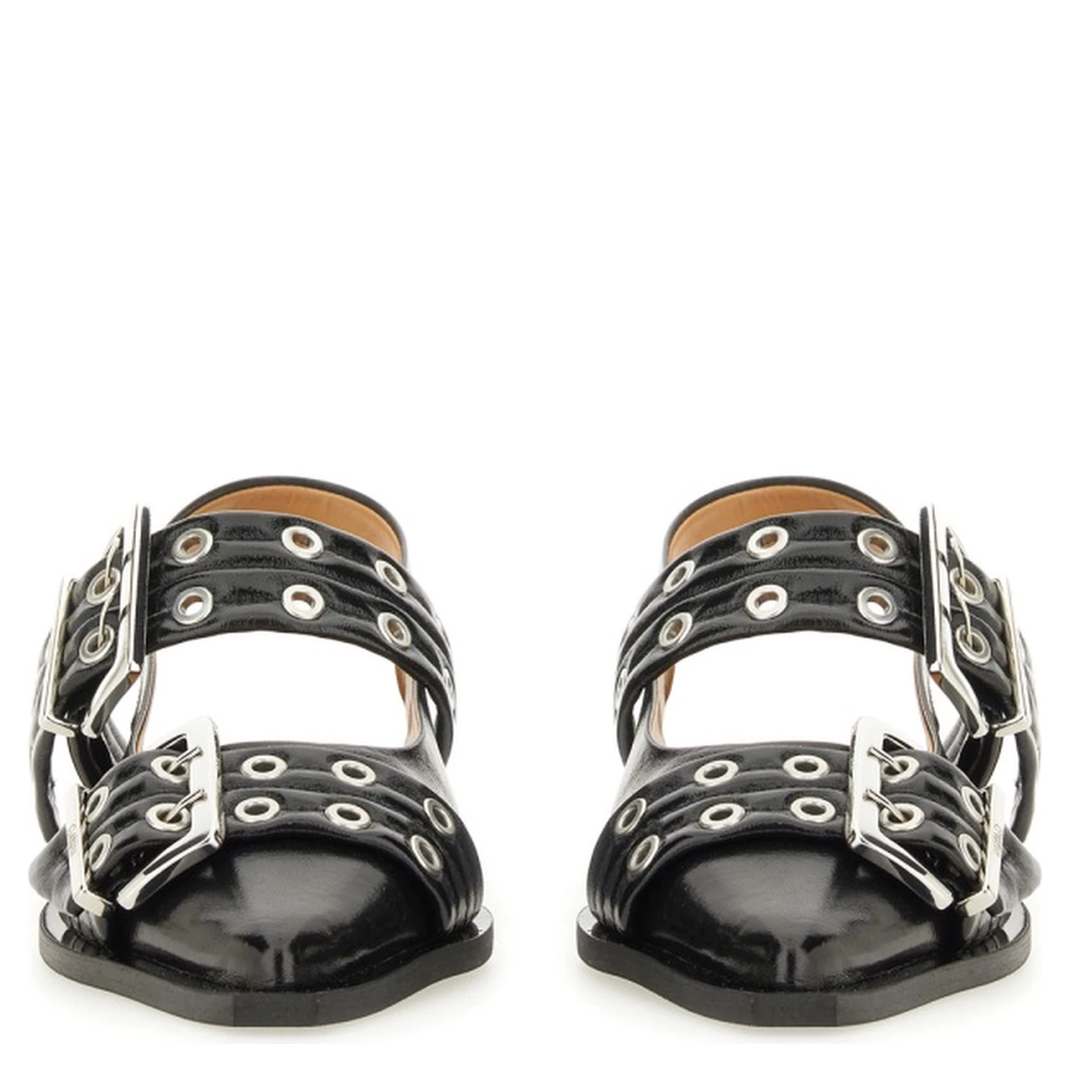 BALLERINA WITH BUCKLE