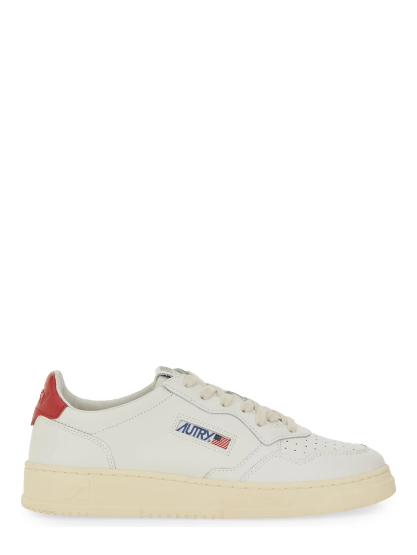 LEATHER SNEAKER