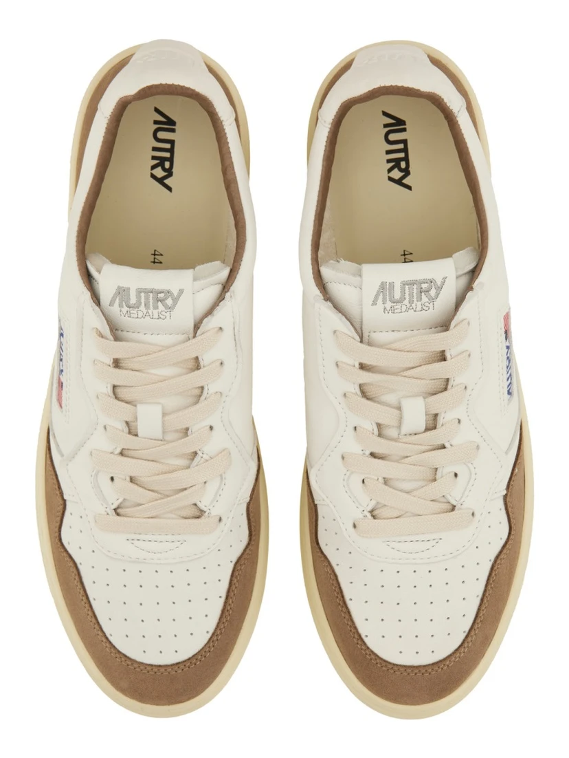 "MEDALIST" LOW SNEAKER