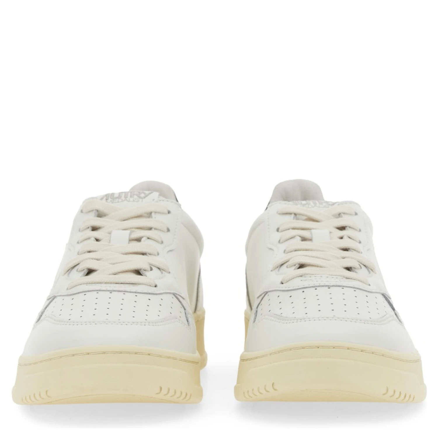 SNEAKER MEDALIST LOW
