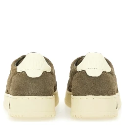 "MEDALIST LOW" SNEAKER