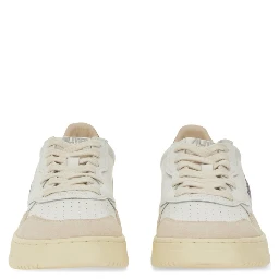 MEDALIST LOW SNEAKER