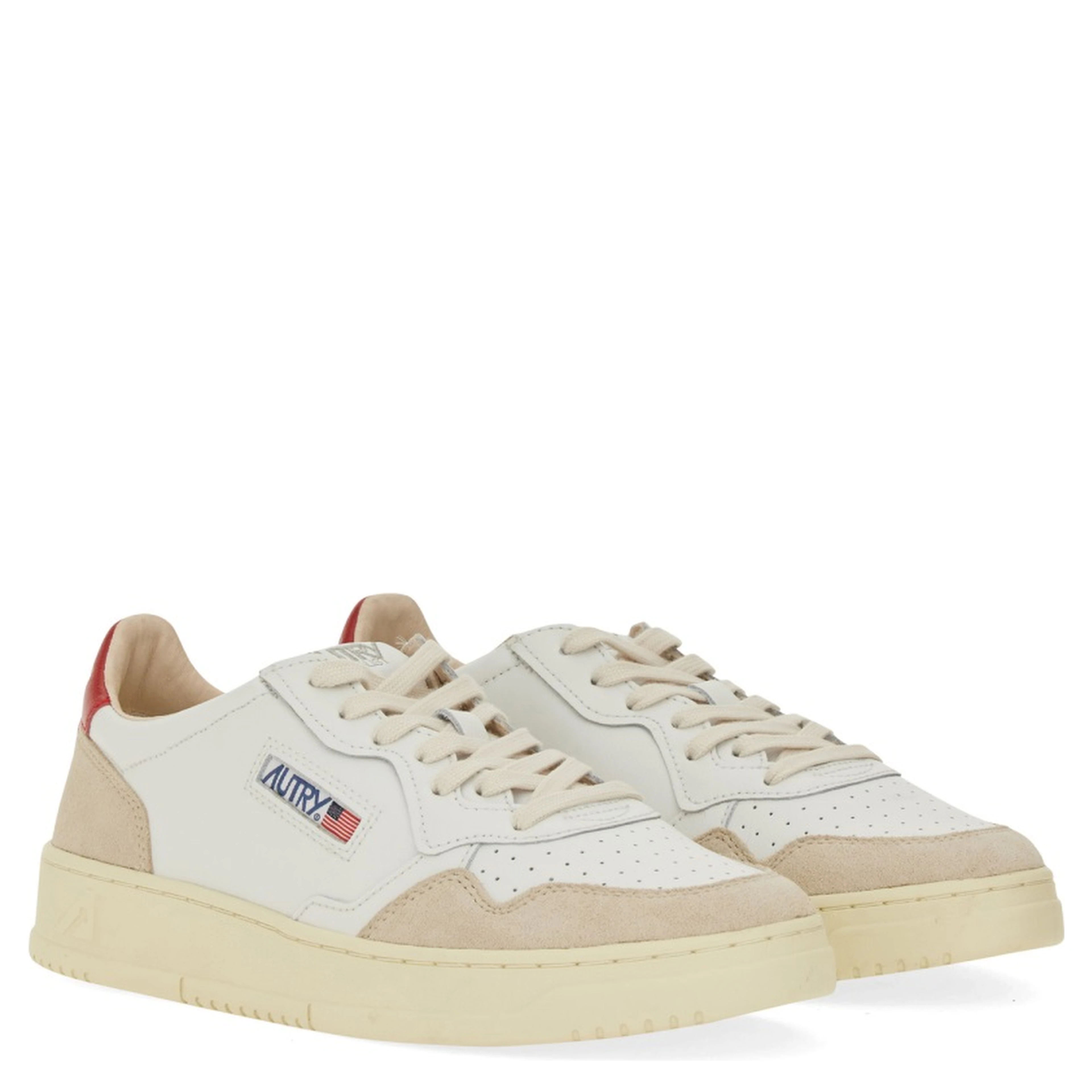 LEATHER SNEAKER