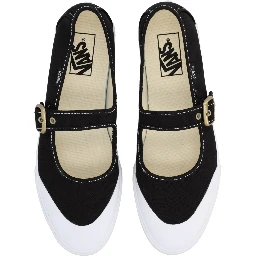 حذاء ماري جين