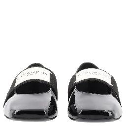 "SLICED SQUARE" DANCER