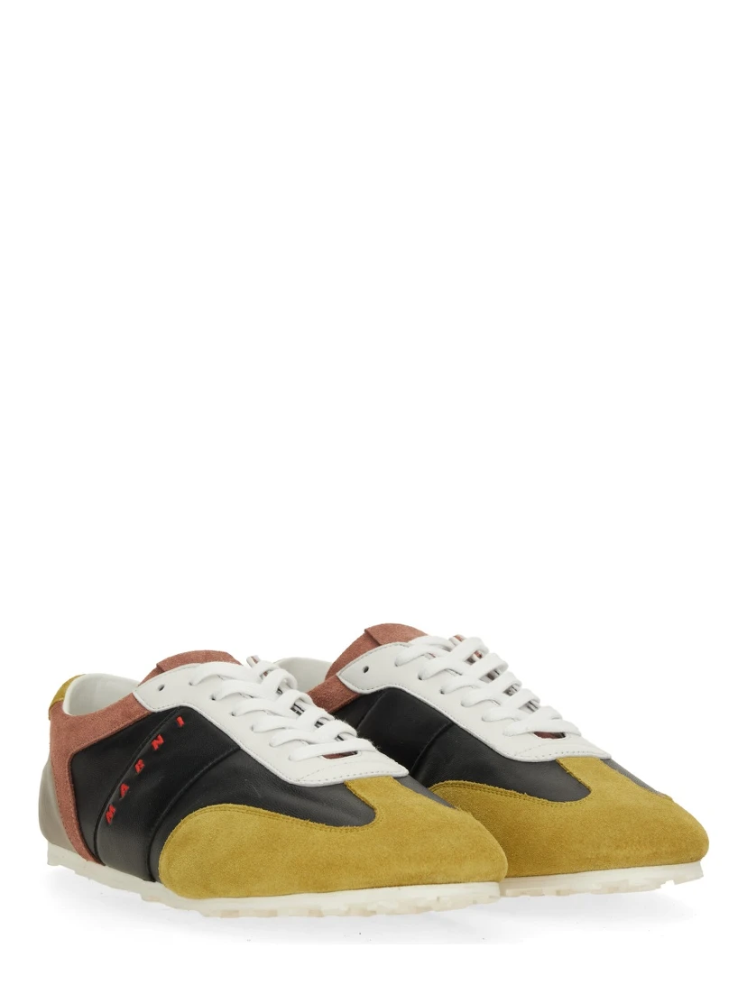 LEATHER SNEAKER