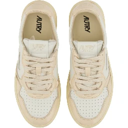 MEDALIST LOW SNEAKER