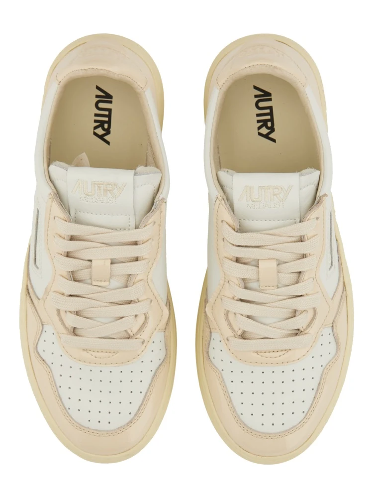 MEDALIST LOW SNEAKER alternative