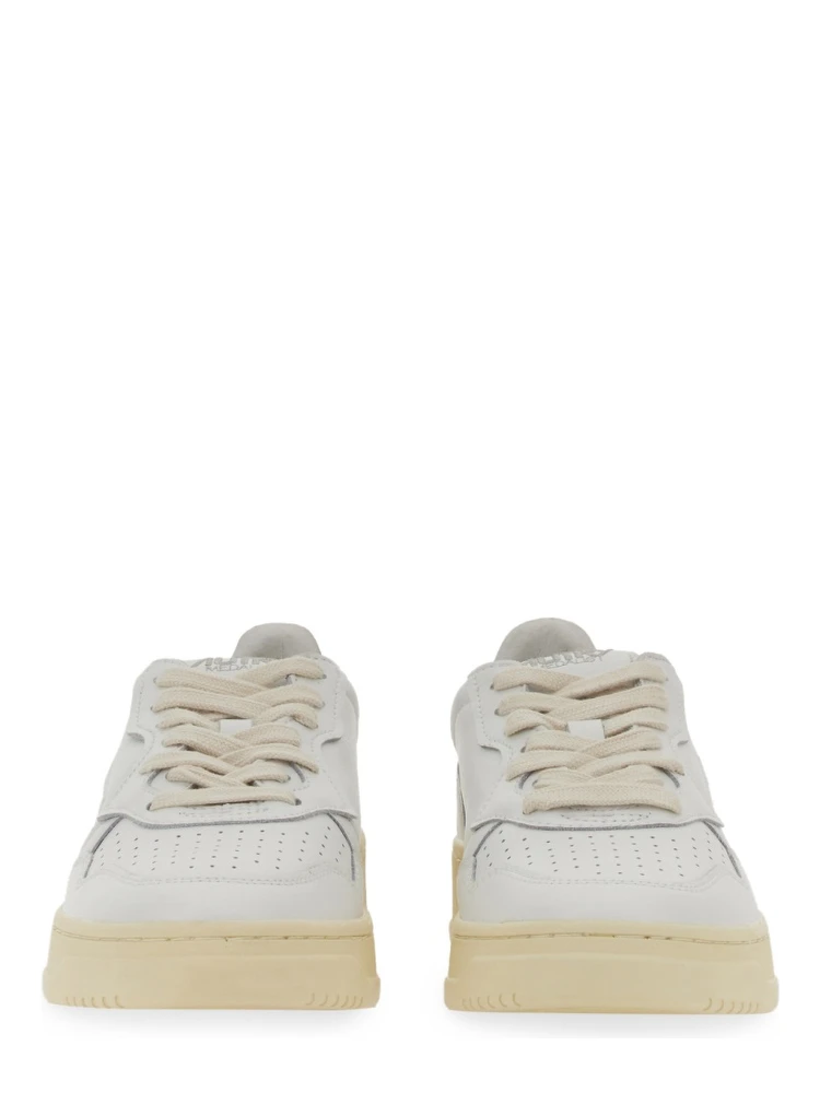 MEDALIST LOW SNEAKER alternative