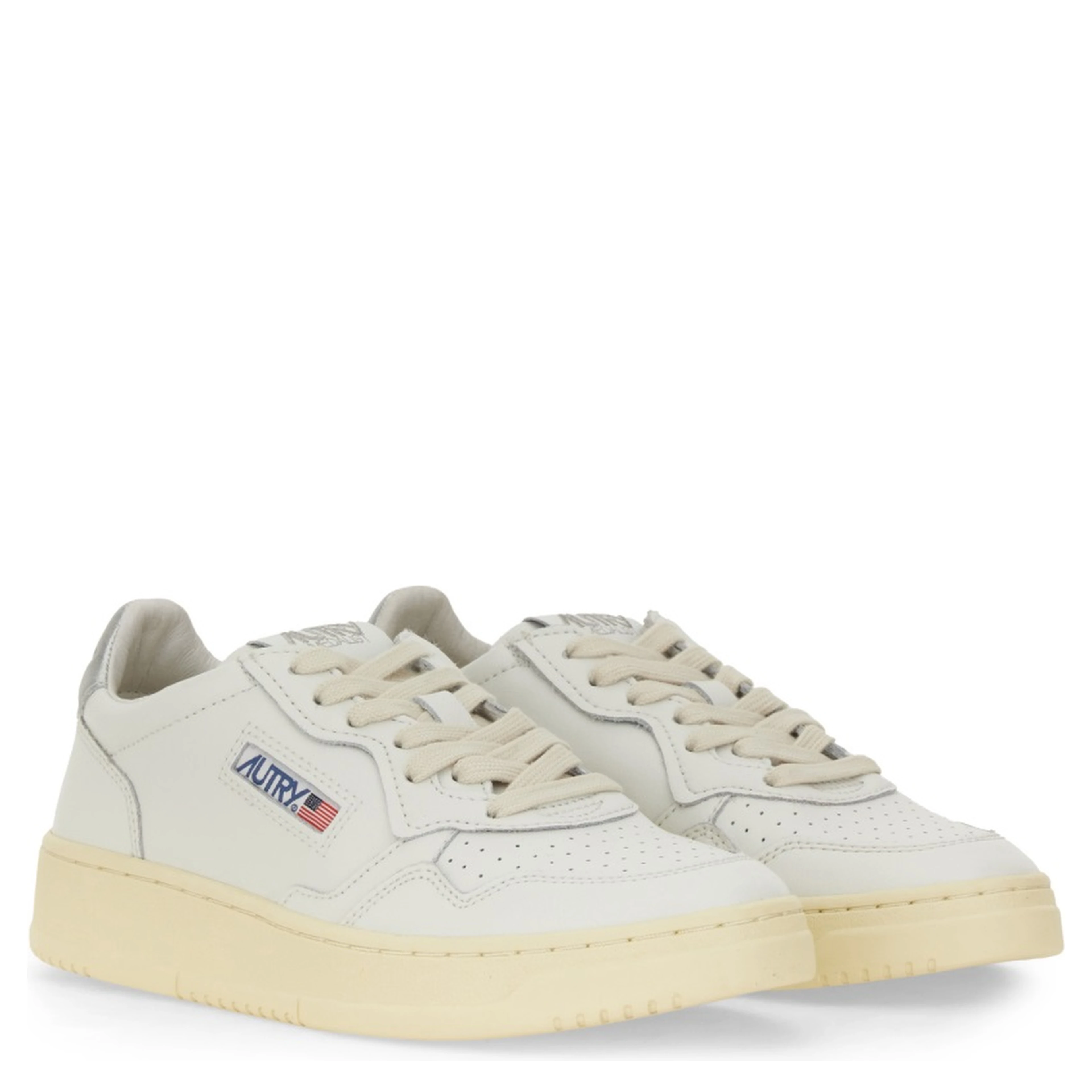 "MEDALIST LOW" SNEAKER