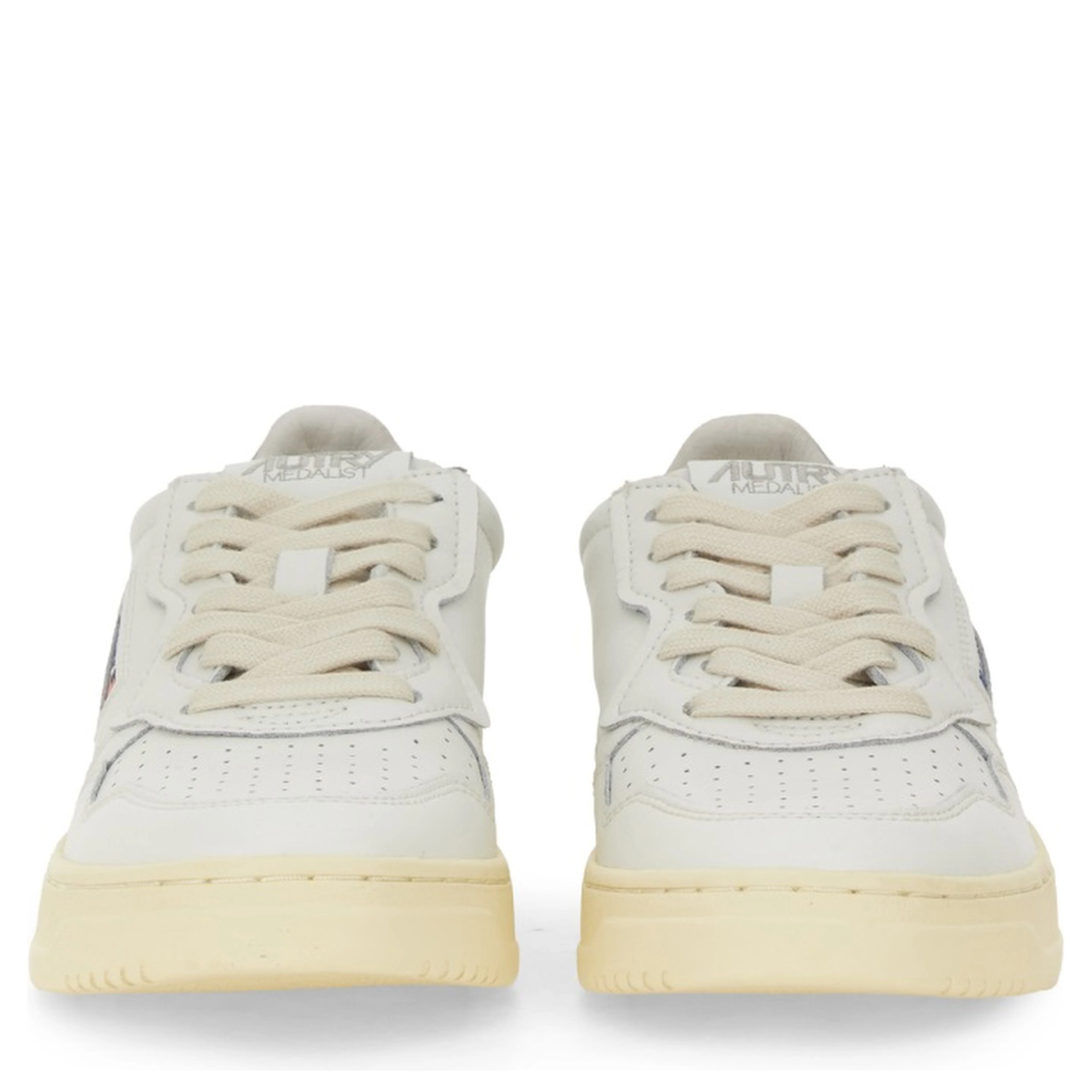 "MEDALIST LOW" SNEAKER