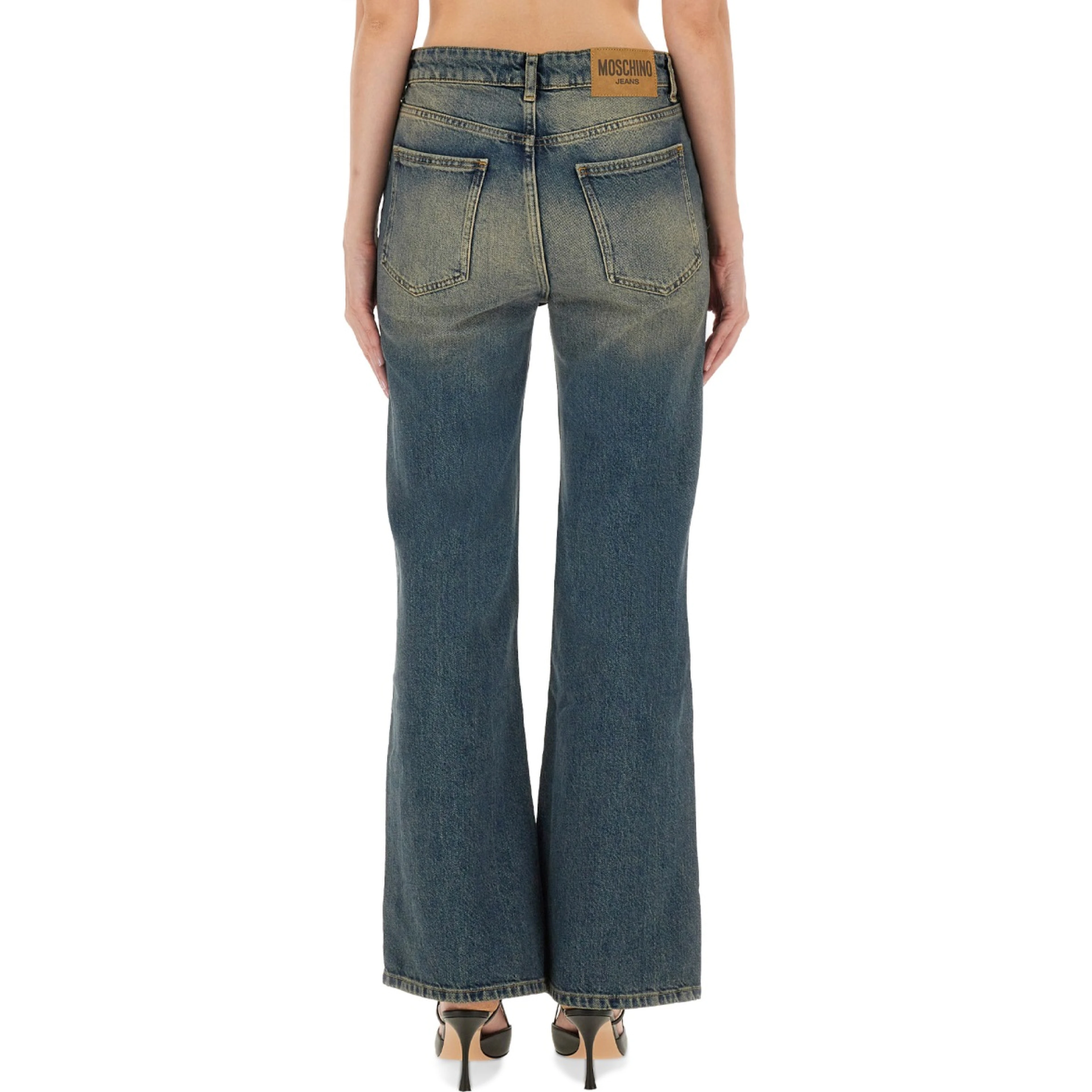 JEANS IN DENIM