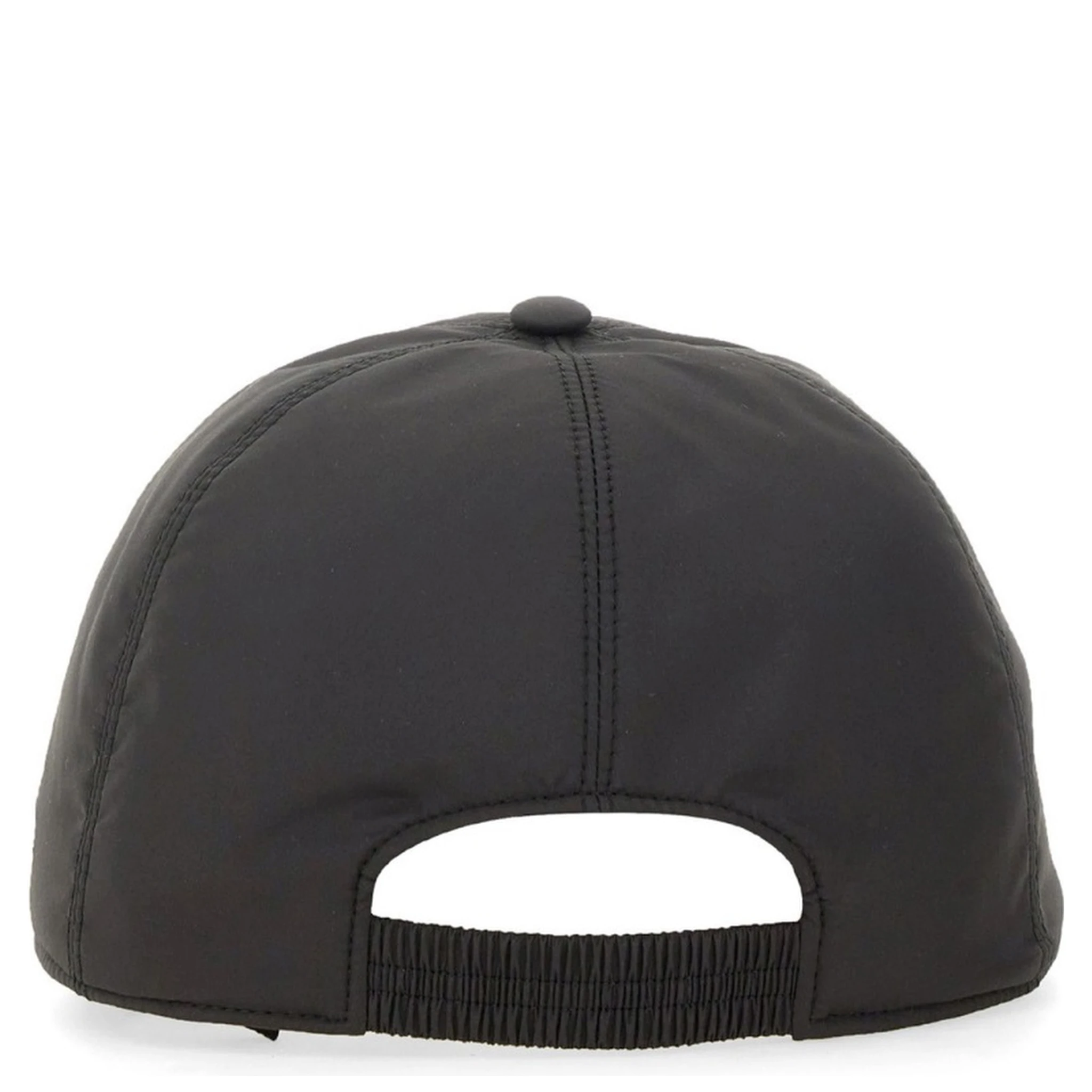 قبعة بيسبول بشعار