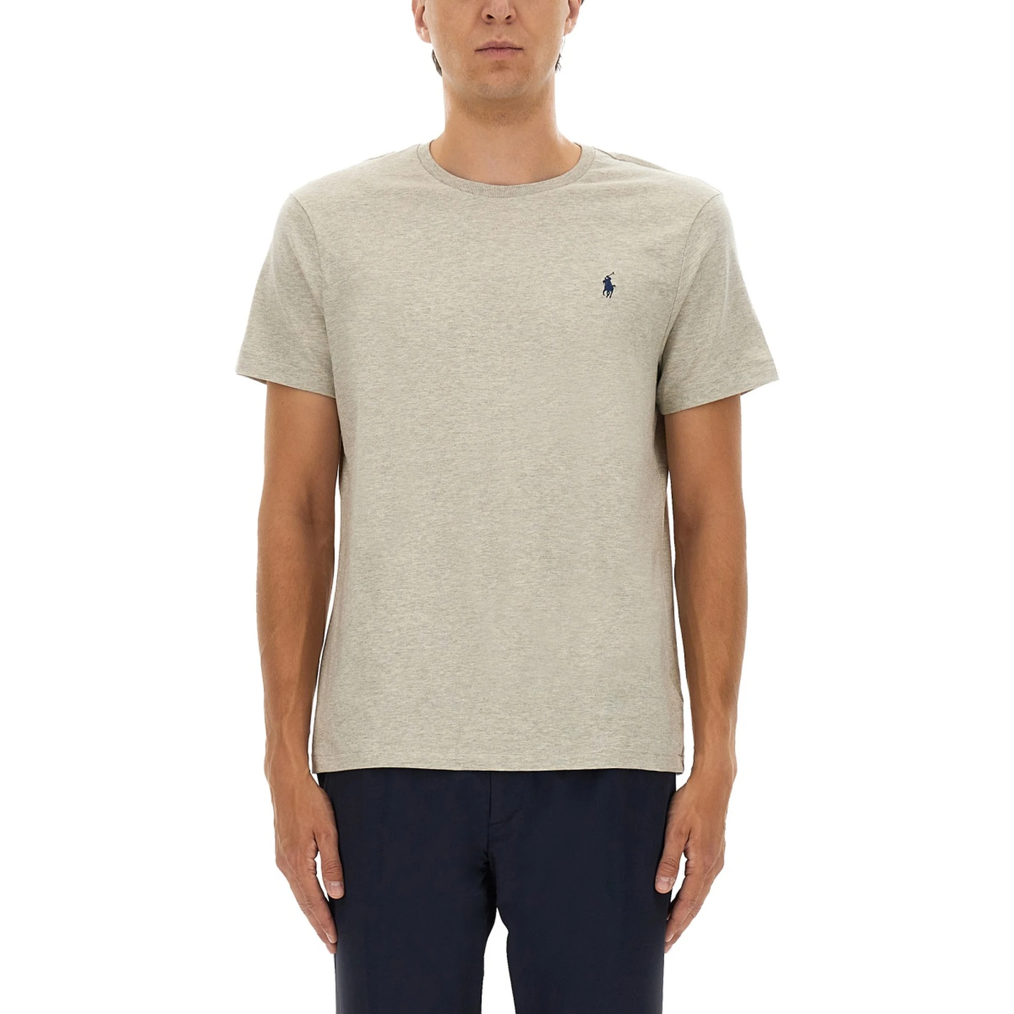 تي شيرت قطني