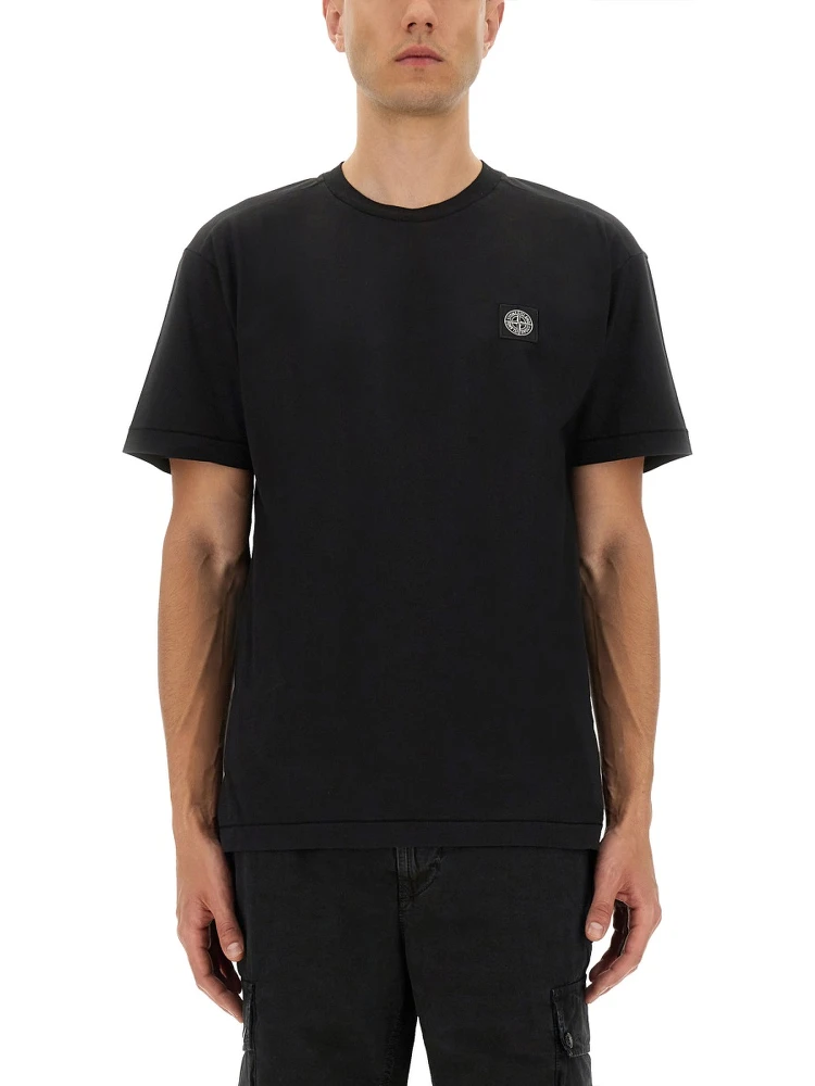 SLIM FIT T-SHIRT