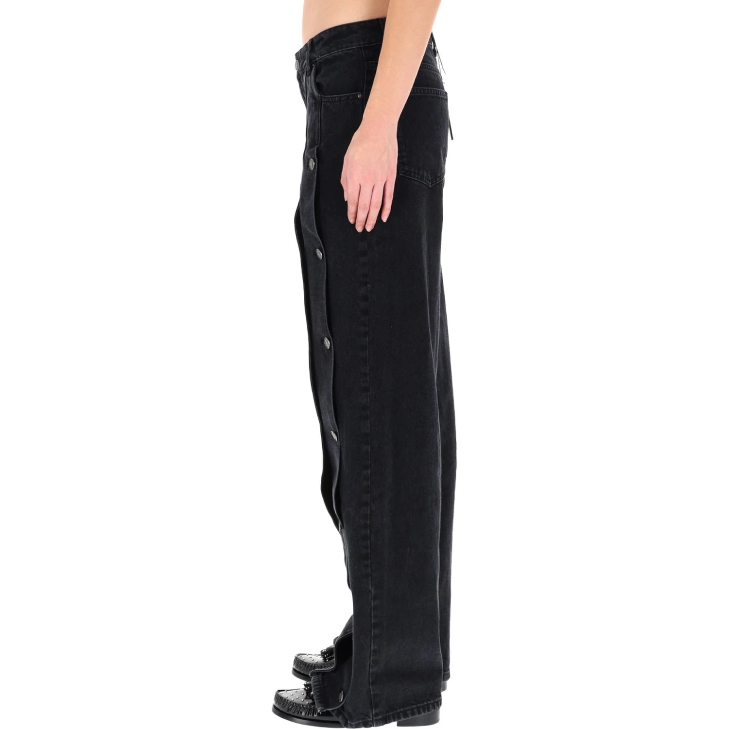 JEANS WITH BUTTON DETAIL