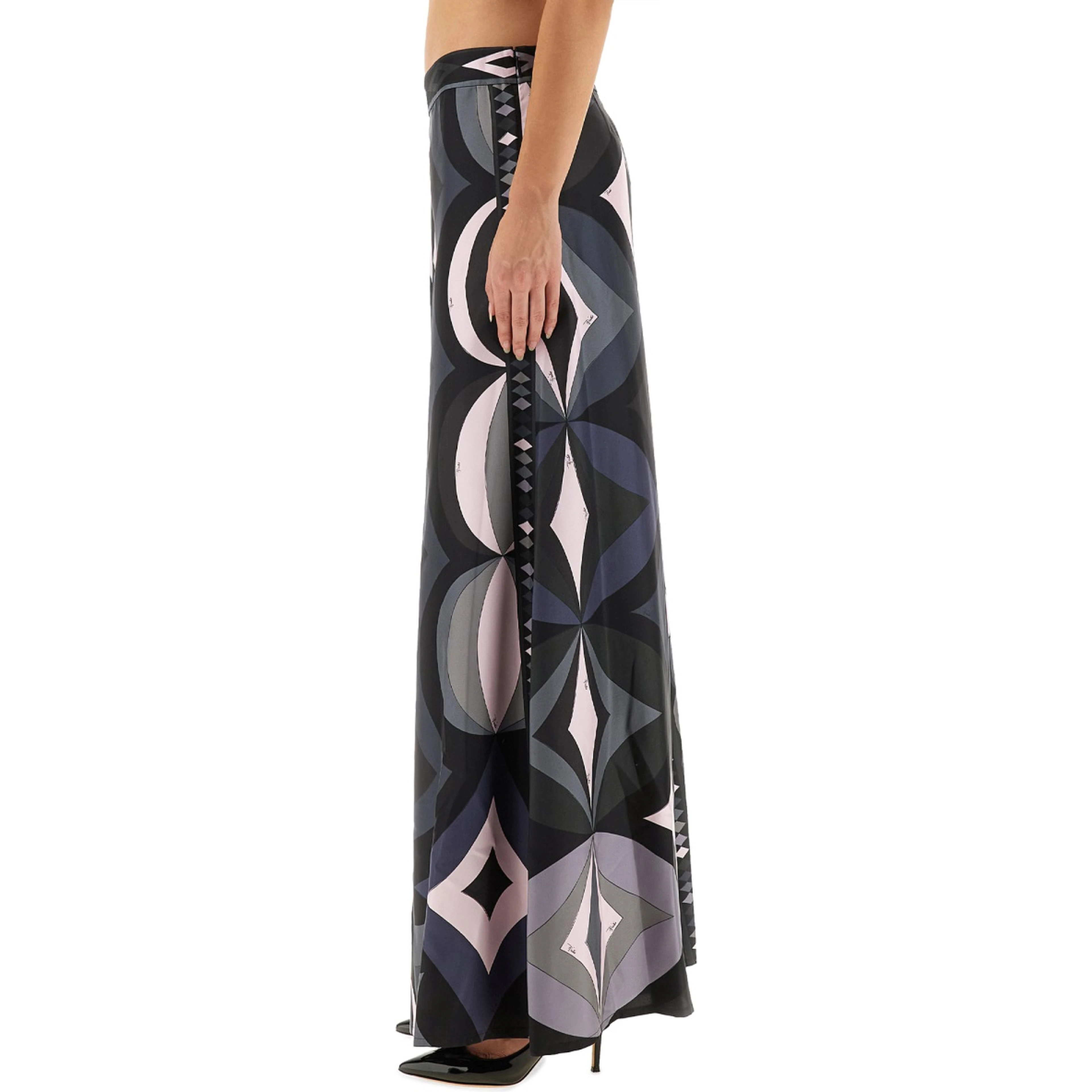 PANTS WITH NECKLACE PRINT
