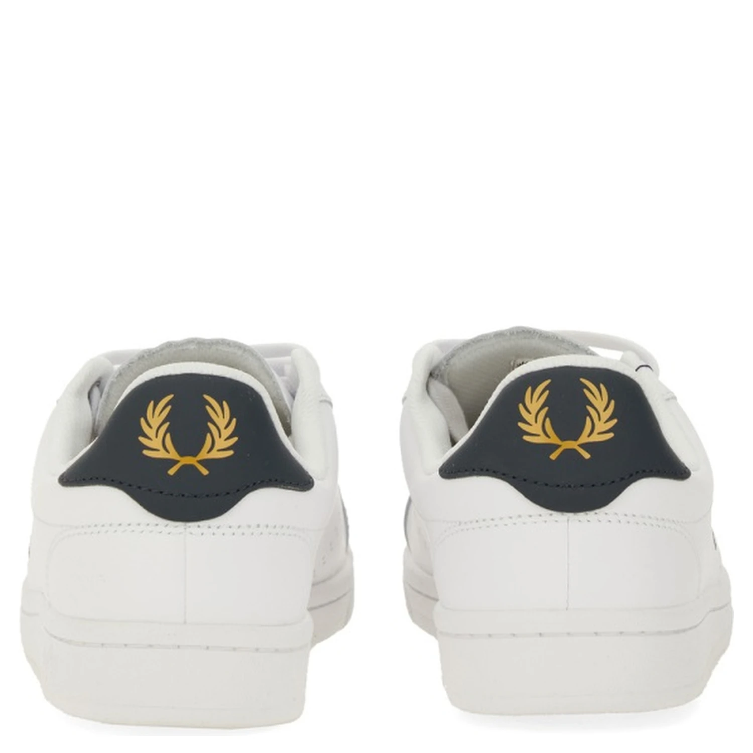 LEATHER SNEAKER