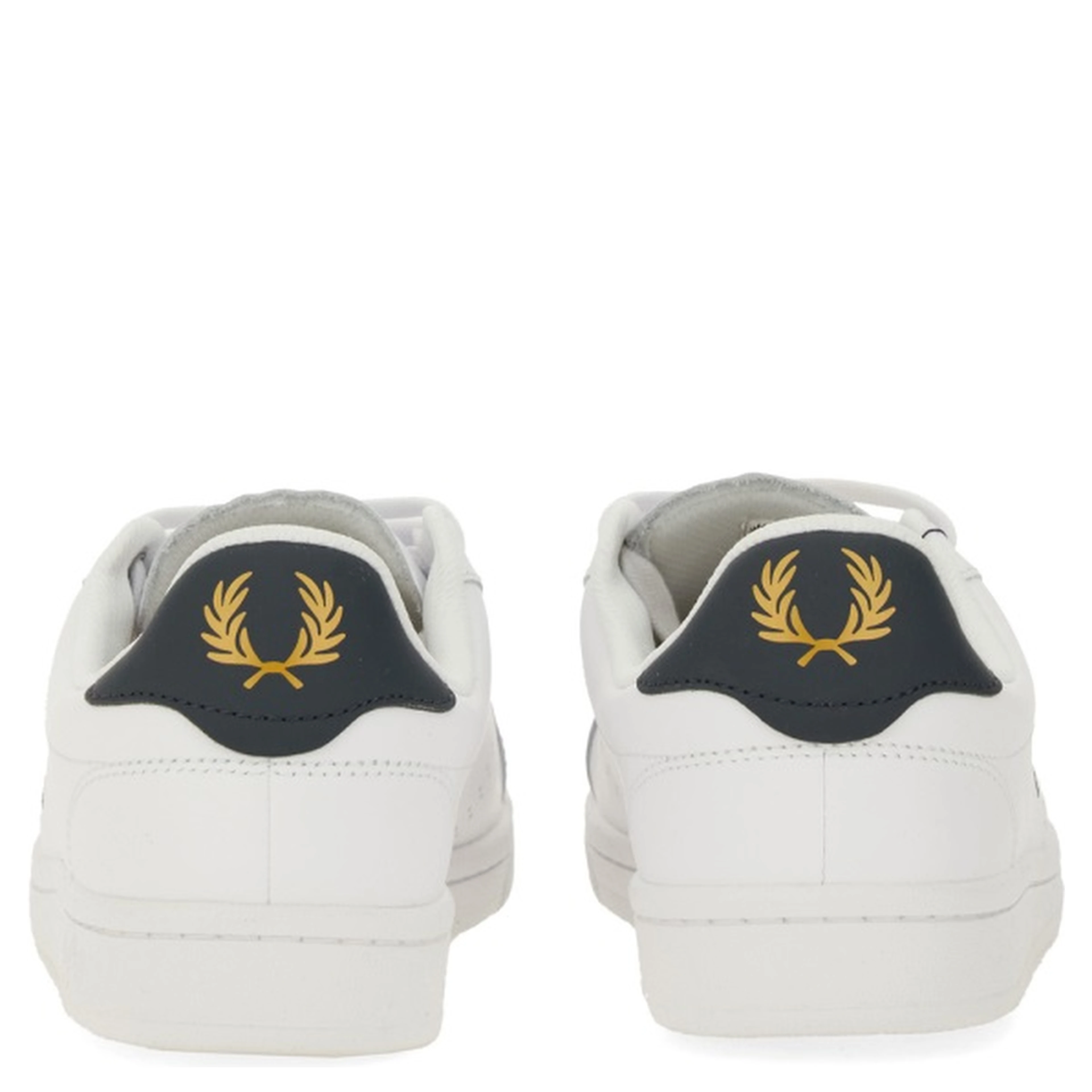 LEATHER SNEAKER