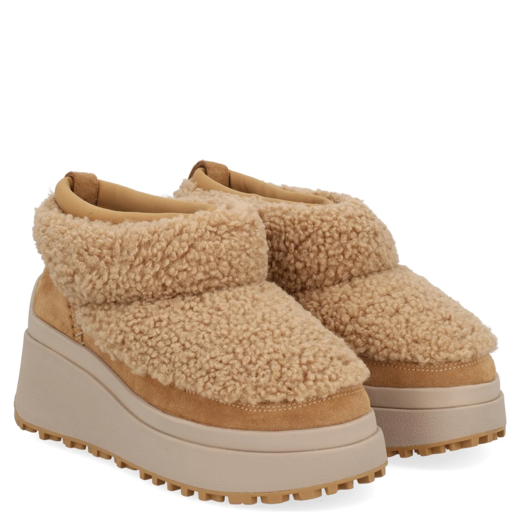 BOOT "OLYMPIA"