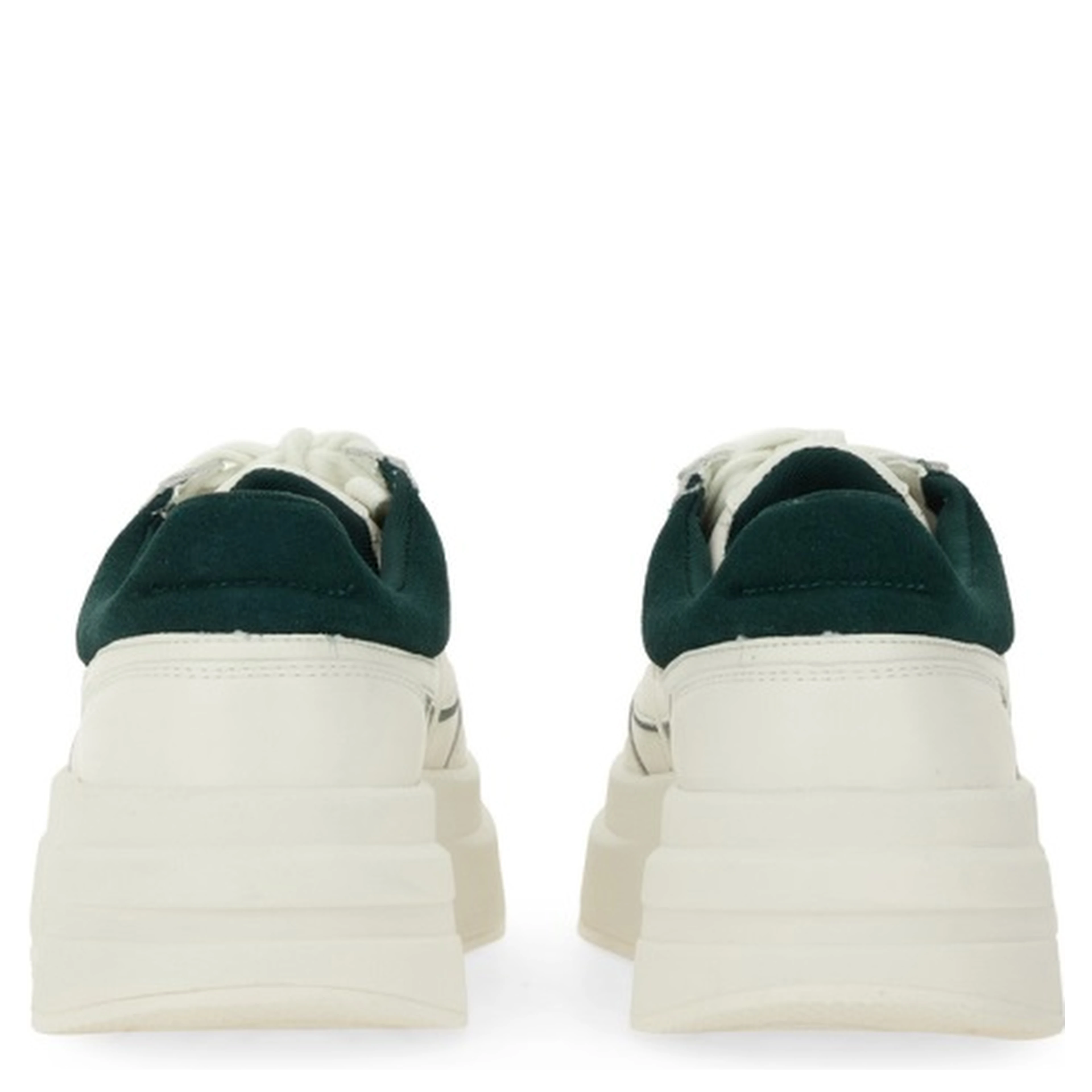 "ICONIC" SNEAKER