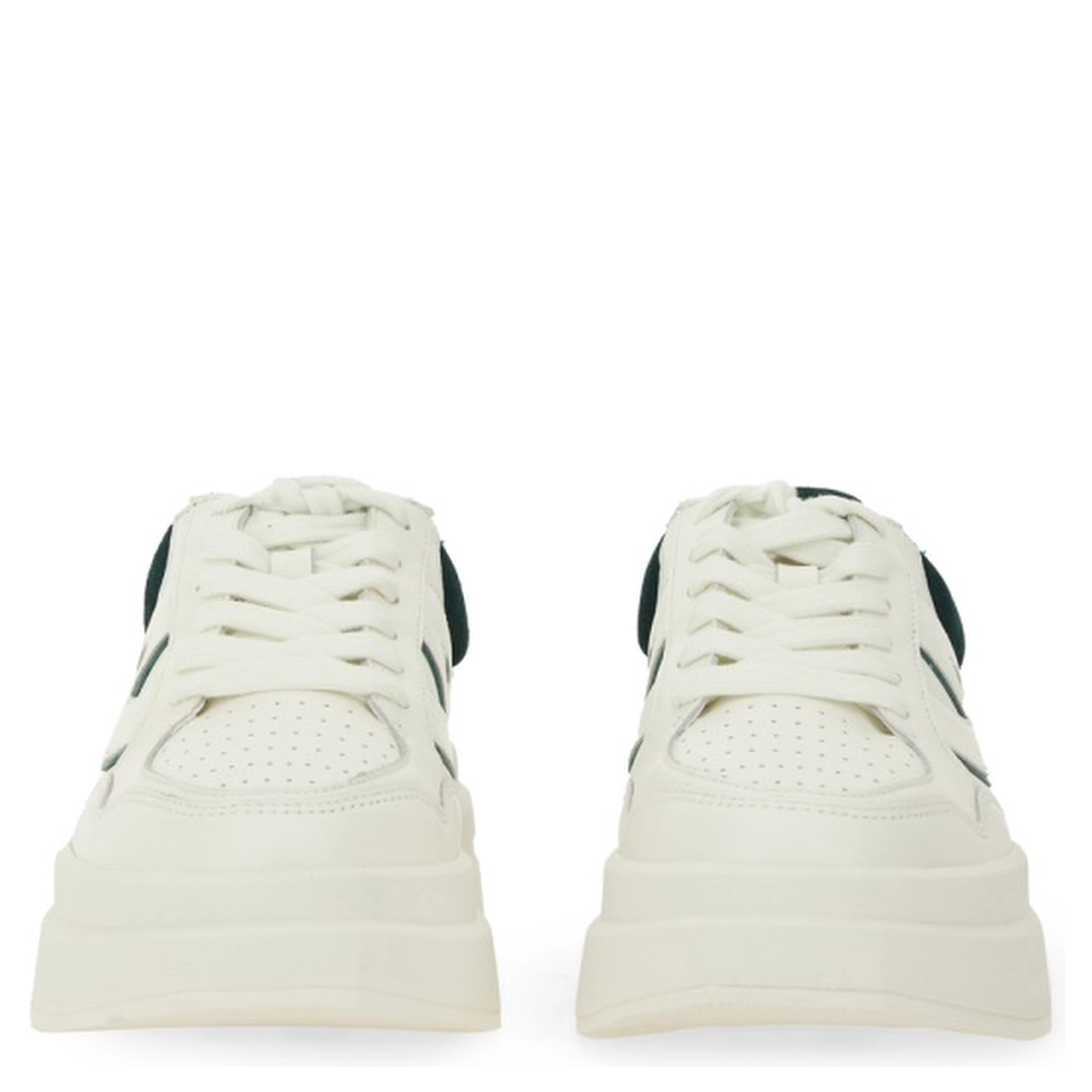 "ICONIC" SNEAKER
