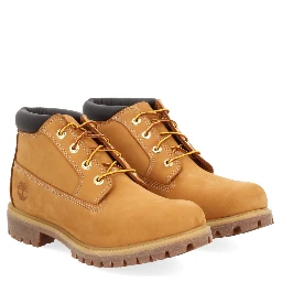 WATERPROOF "CHUKKA" BOOT