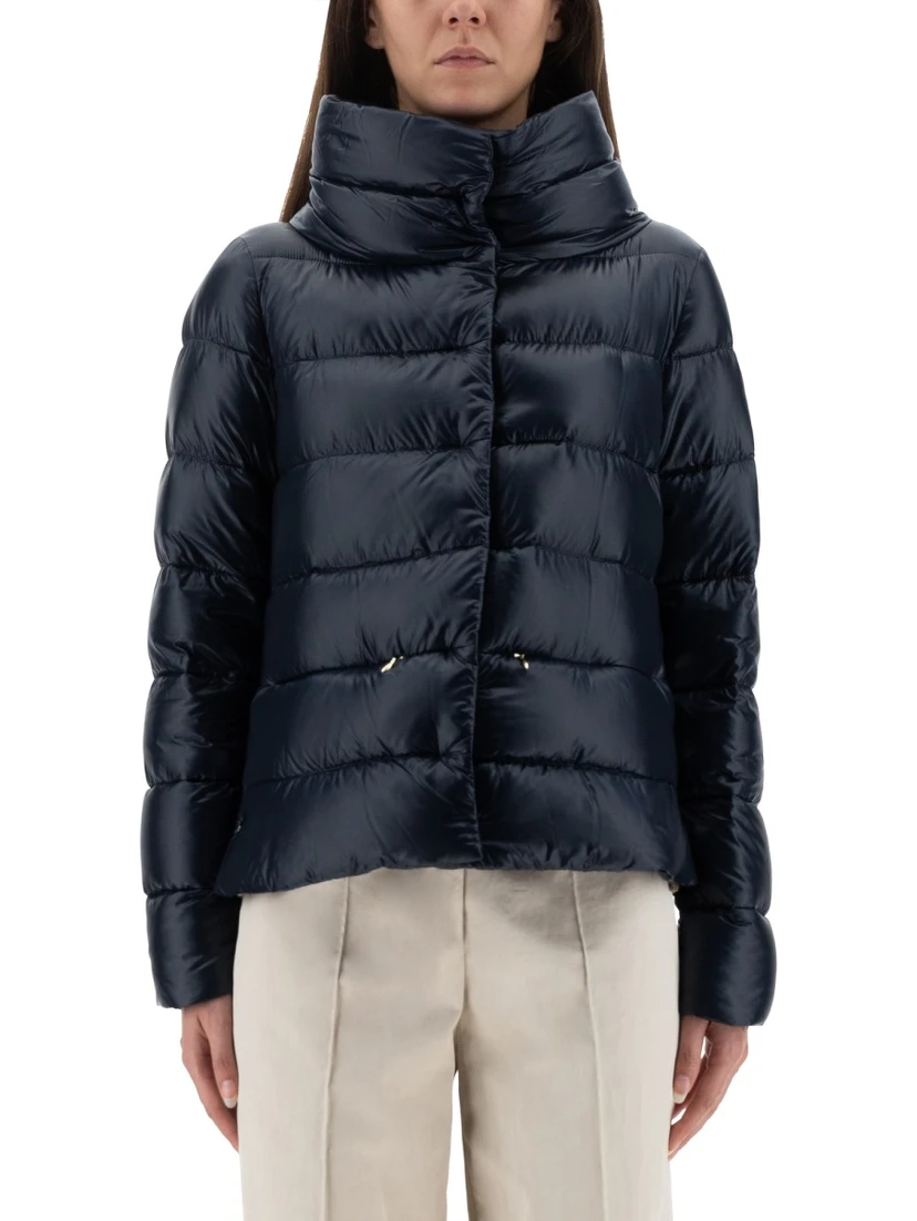 "ULTRALIGHT" NYLON HOOD