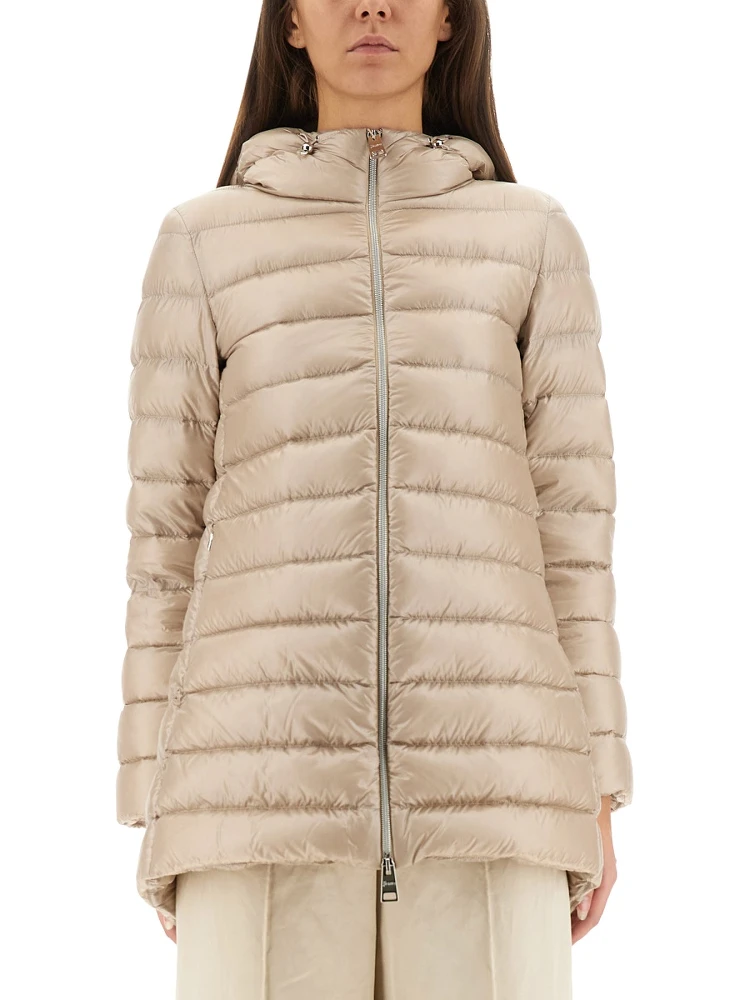 DOWN JACKET "A-SHAPE RESORT"