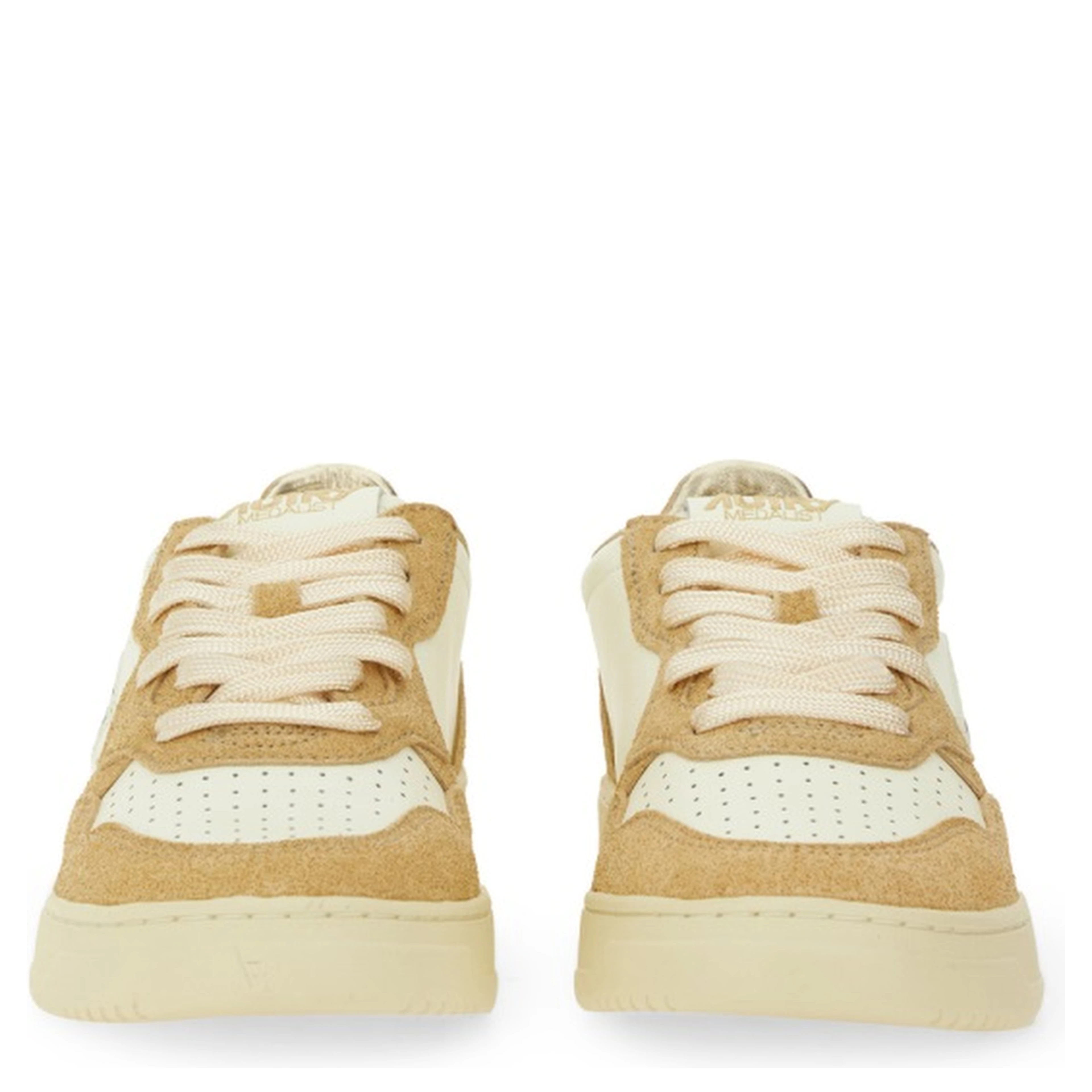 "MEDALIST LOW" SNEAKER