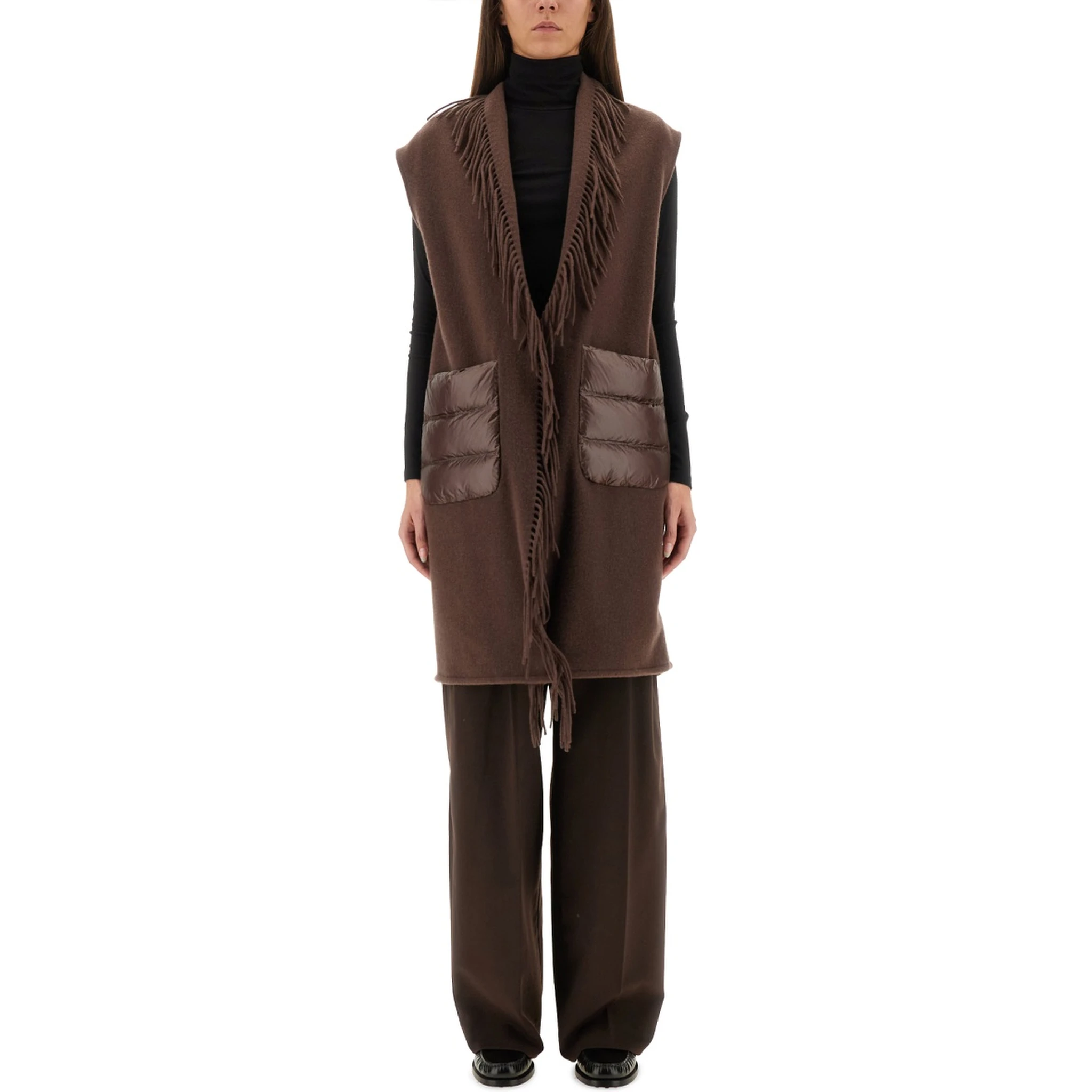 RESORT SLEEVE MADE OF WARMY AND ULTRALIGHT NYLON