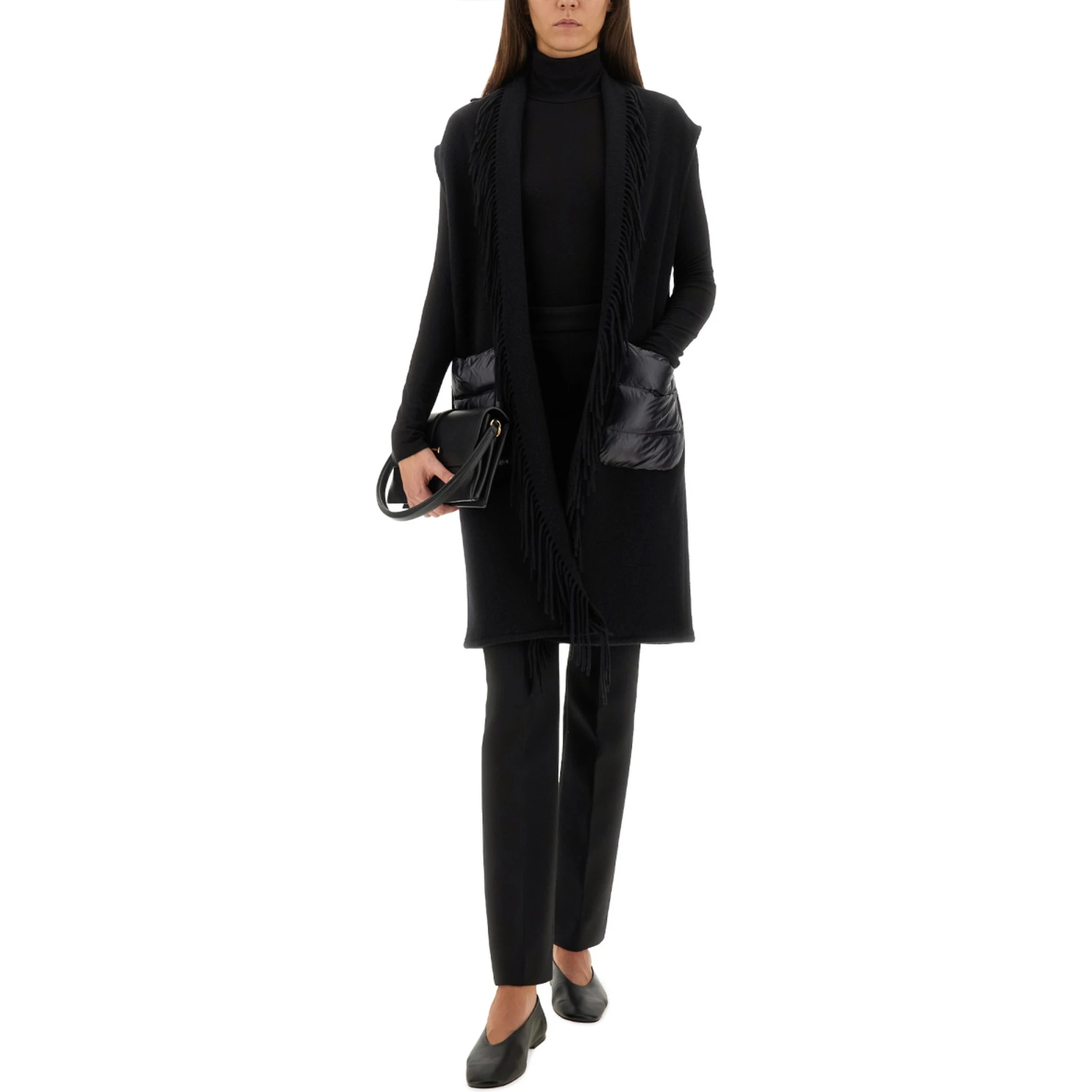 RESORT SLEEVE MADE OF WARMY AND ULTRALIGHT NYLON