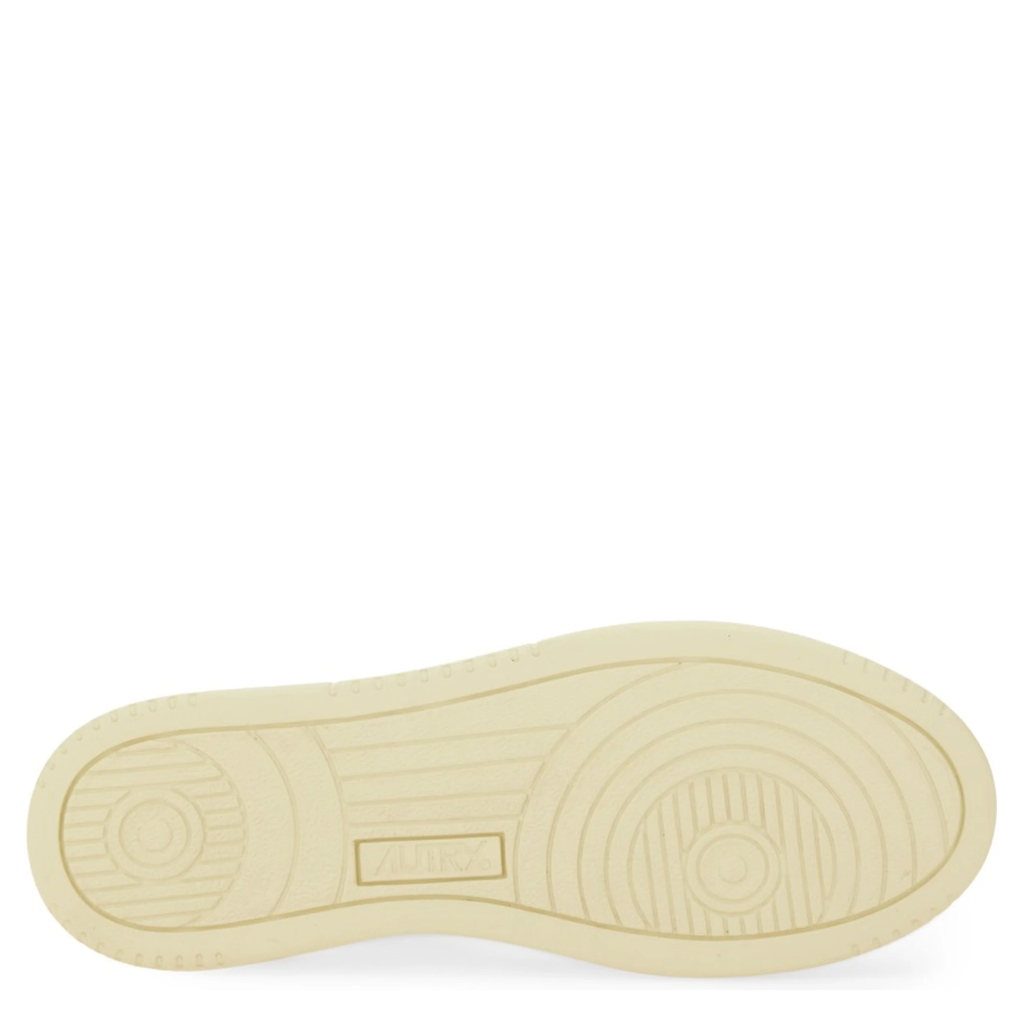 "MEDALIST LOW" SNEAKER