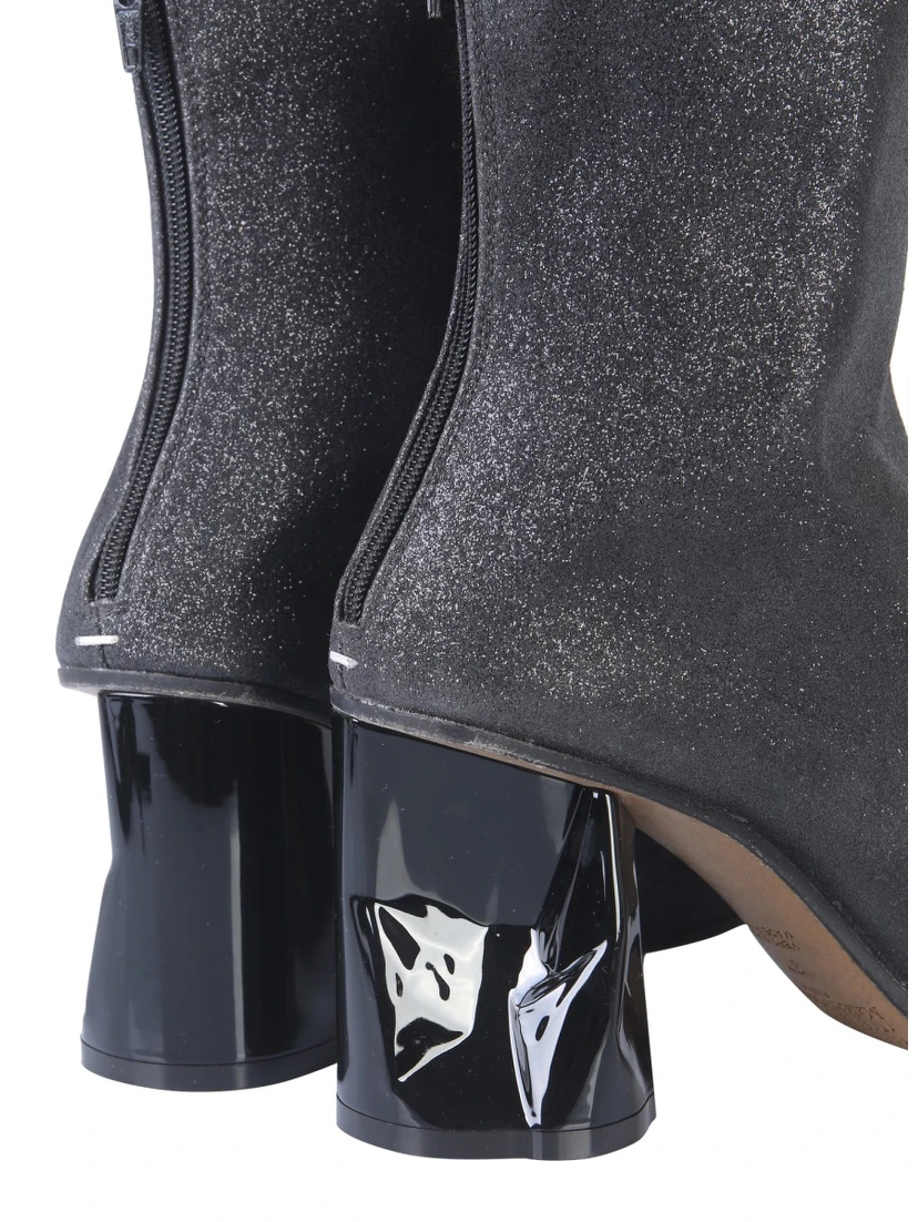 BOOT WITH CRUSHED HEEL