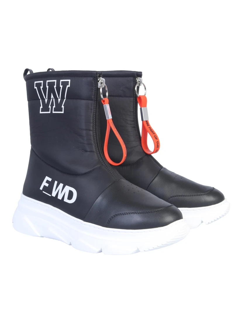 LEATHER BOOT